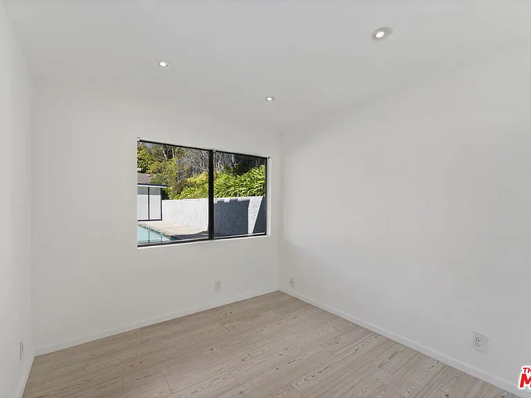 2937 Deep Canyon Dr — Photo 38