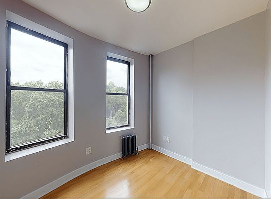 4th image of 23-25 E 124th St #4A