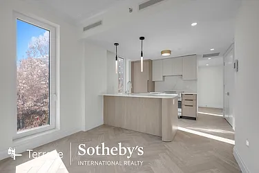 78-29 Austin Street, #313