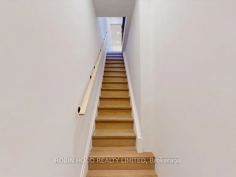 239 Christie St #2 — Photo 3