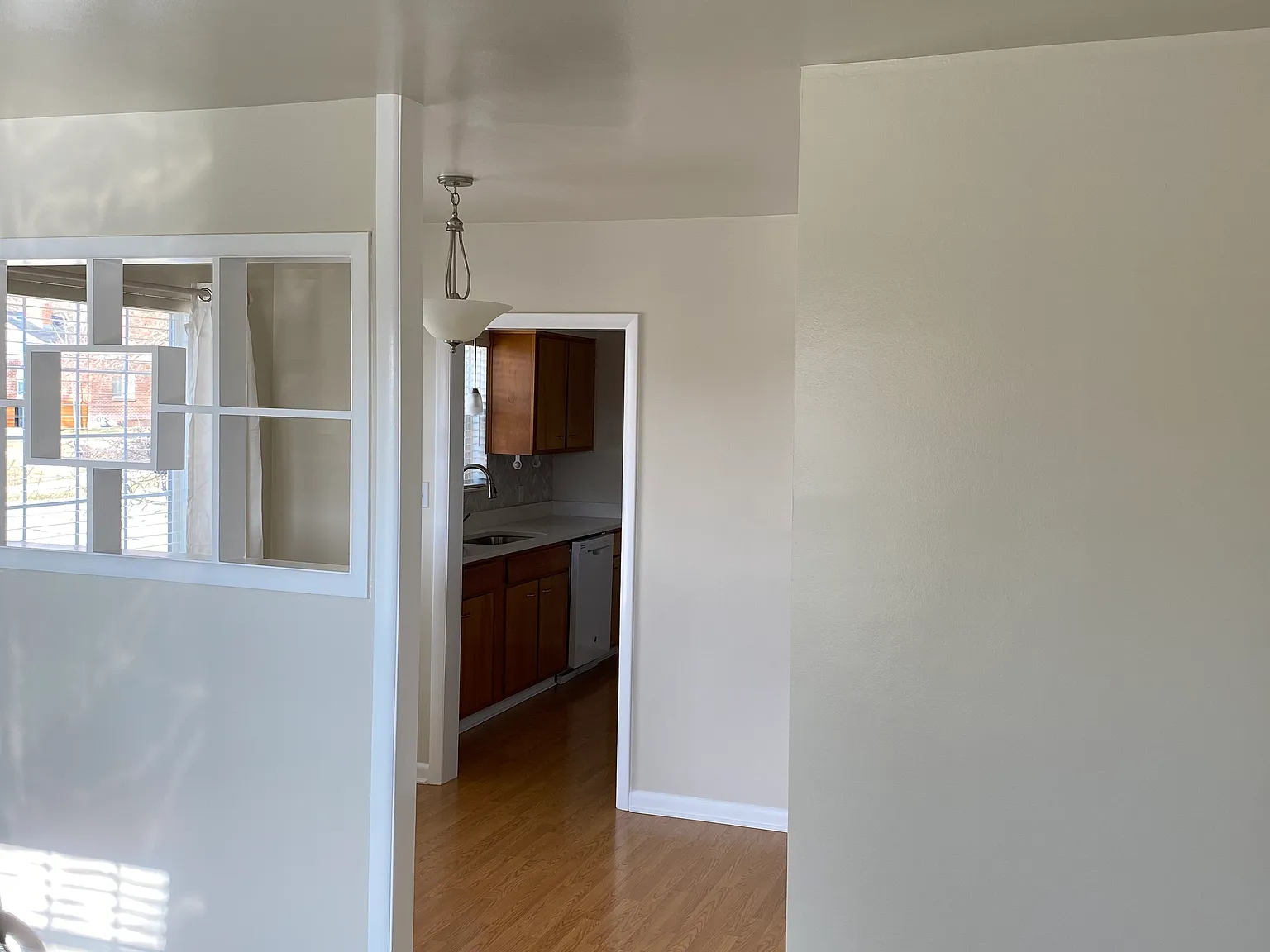 2 bed, 1500 sqft, $1,850 — Photo 4