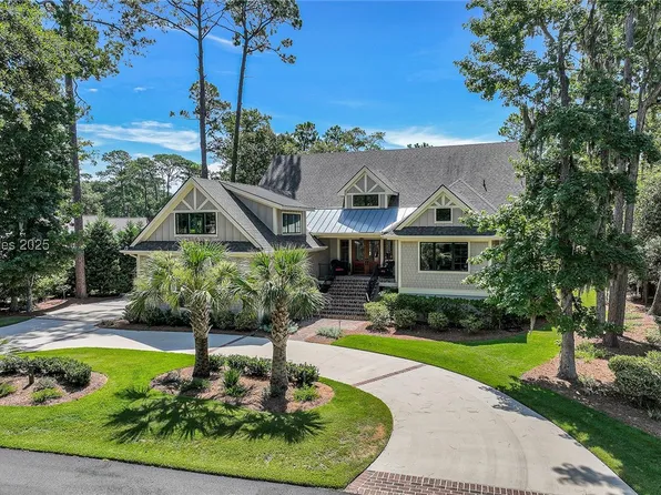 9 Strawberry Hill Rd, Hilton Head Island, SC 29928