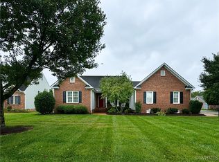 9342 Crestfield Dr, Mechanicsville, VA 23116