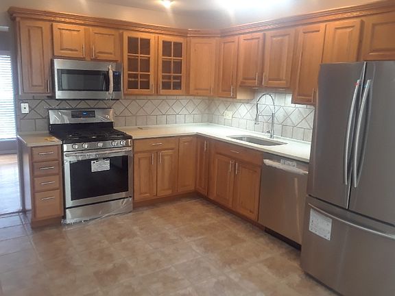 4th image of 12547 Sunview Dr