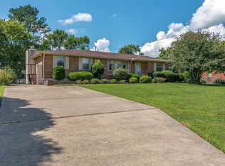 1812 Cloverleaf Dr, Nashville, TN 37216