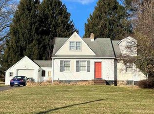 40 Princeton Rd, Huntingdon Valley, PA 19006