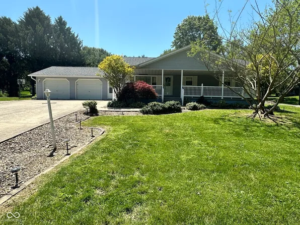4304 Newport Dr, Spencer, IN 47460