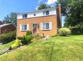 1386 Meadowlark Dr, Pittsburgh, PA