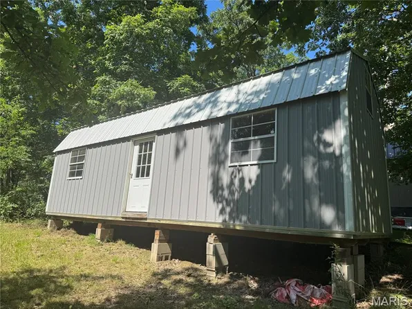 238 Huron Dr, Ironton, MO 63650