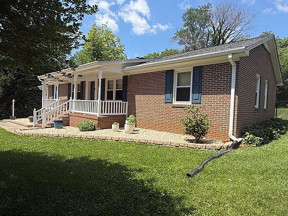 4th image of 186 Cedar Ln