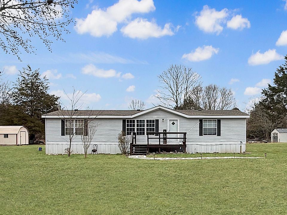 1st image of 144 Valley Oaks Dr