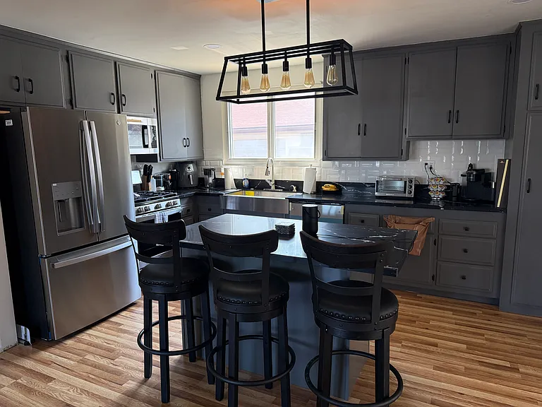 8943 Kittyhawk Ave — Photo 10