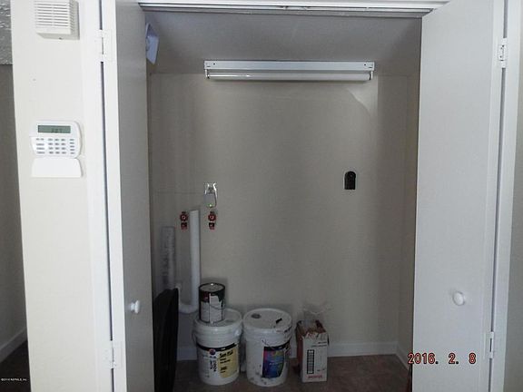 4th image of 5620 Telfair St