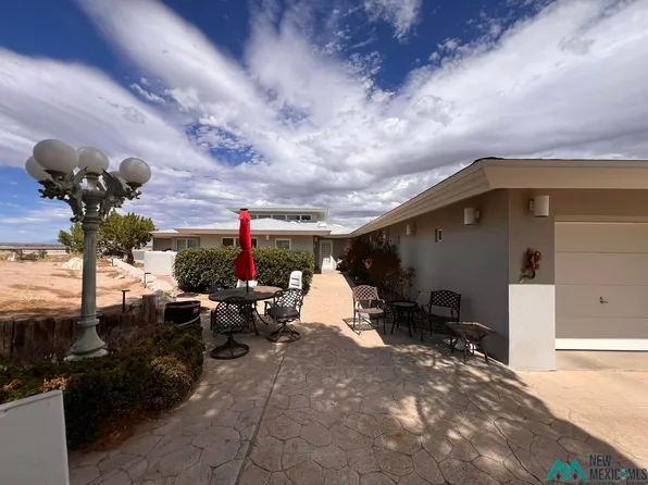 205 Trout Rd, Elephant Butte, NM 87935