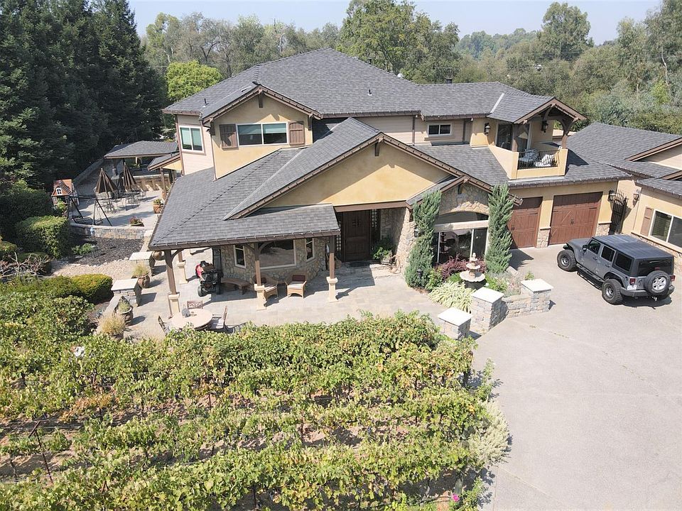 1st image of 9240 Shadow Brook Pl