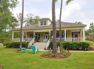 201 Dowitcher Dr, Hampstead, NC 28443