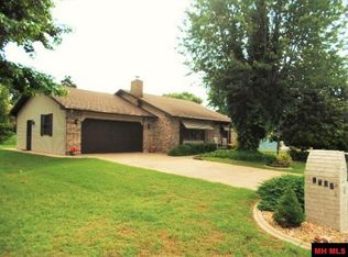 1708 Arbor St, Mountain Home, AR 72653