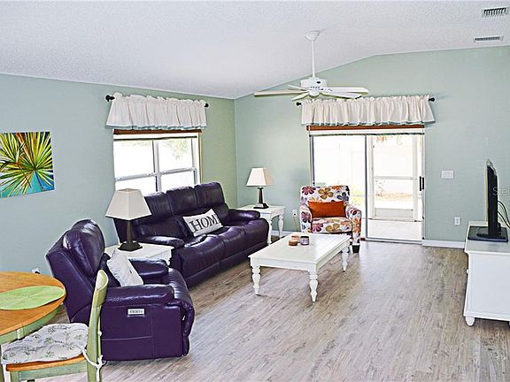 4th image of 2415 Saffron Ln