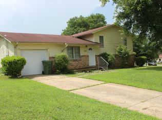 639 Laurel Dr NW, Huntsville, AL 35811