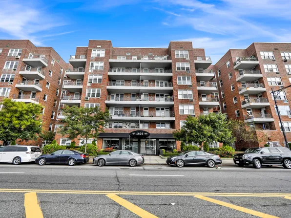 1625 Emmons Avenue image 1 of 34