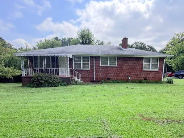 100 Branike Dr, Duncan, SC 29334