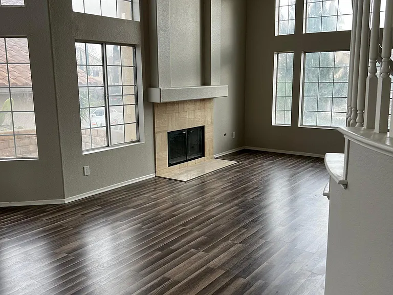 3307 Genoa Pl — Photo 5