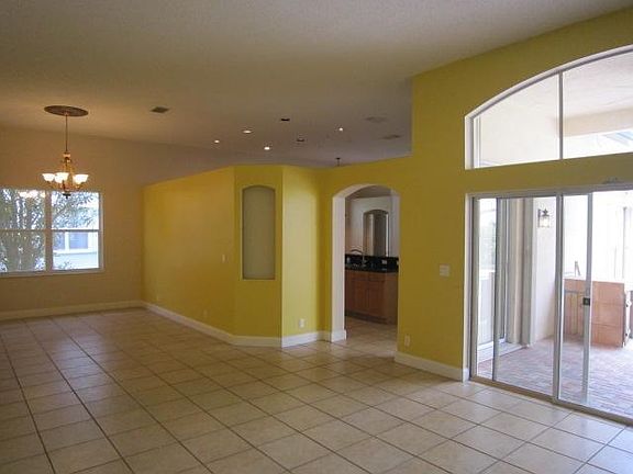 3rd image of 6224 Indian Forest Cir