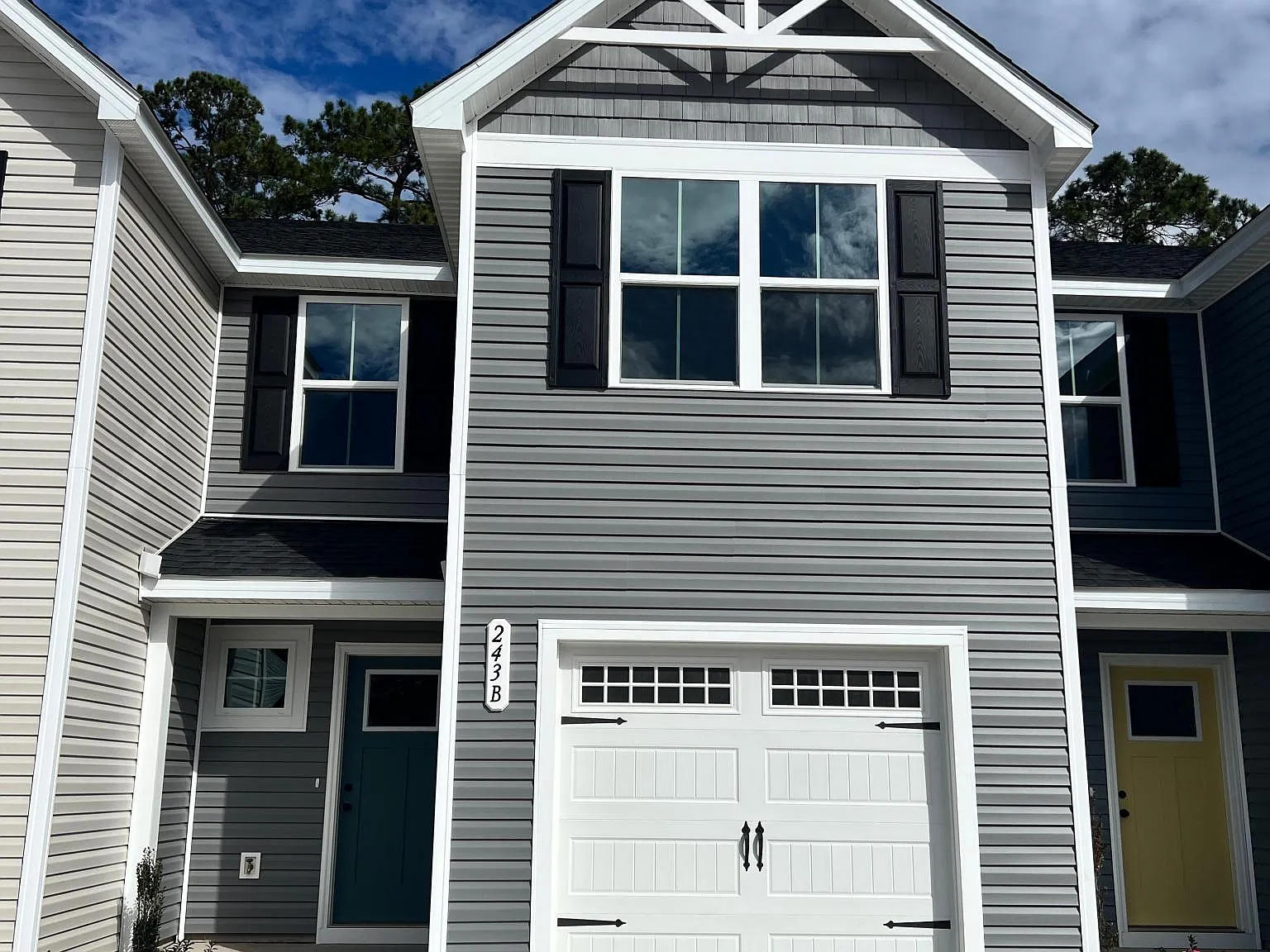 243 Christiana Ln — Photo 4