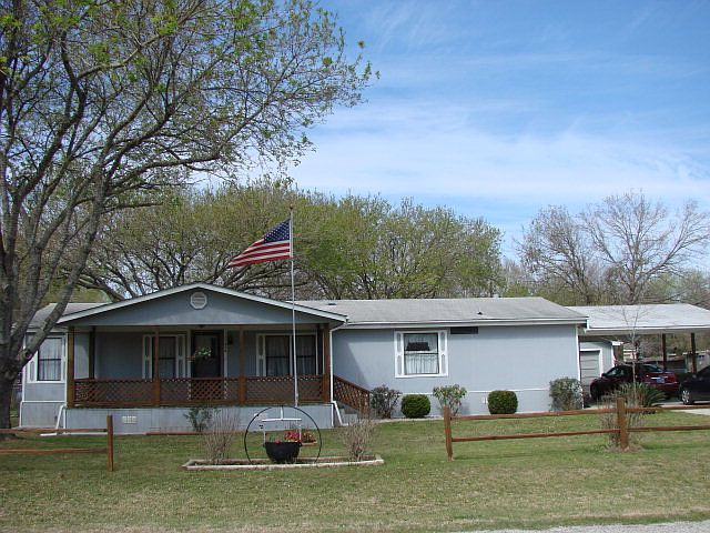 1st image of 314 Pecan Dr S