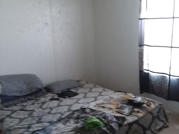 4th image of 650 NE 130th Ave