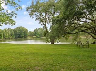 16366 S Fulwar Skipwith Rd, Baton Rouge, LA 70810