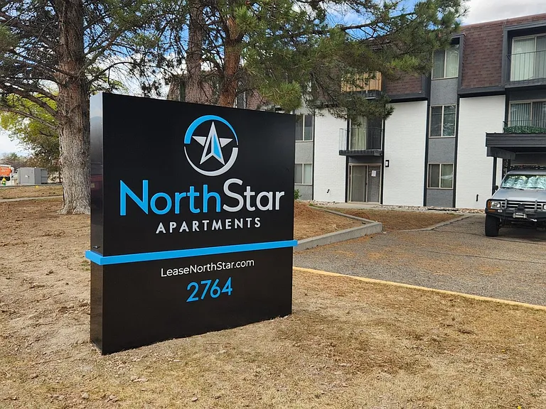 North Star Apartments - Beautiful Remodeled Apartments — Photo 16