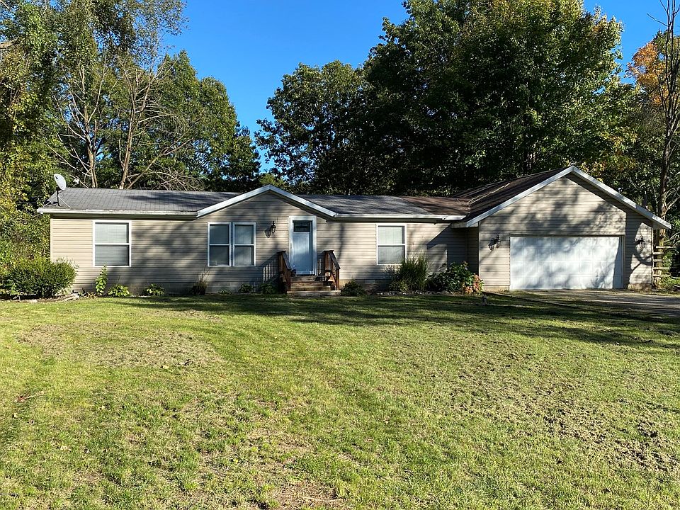 1st image of 2967 E Algonquin Dr