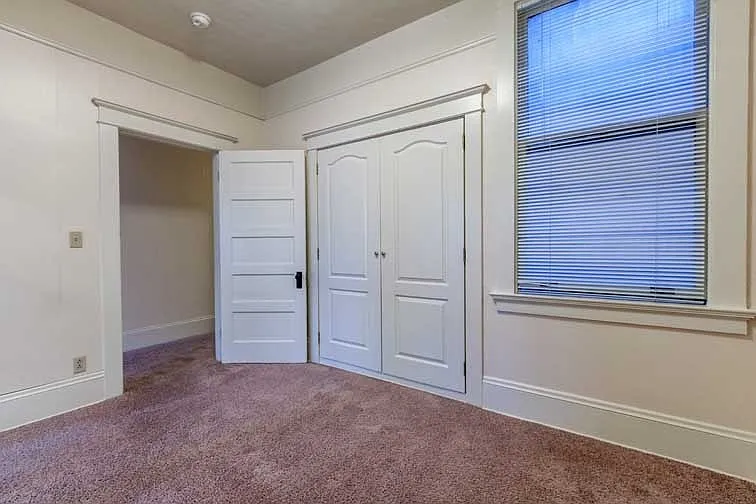 819 NW 23rd Ave — Photo 37