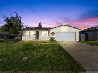 3611 Whitney Ave, Sacramento, CA 95821