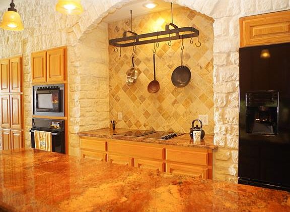 5th image of 19221 Sotogrande Dr