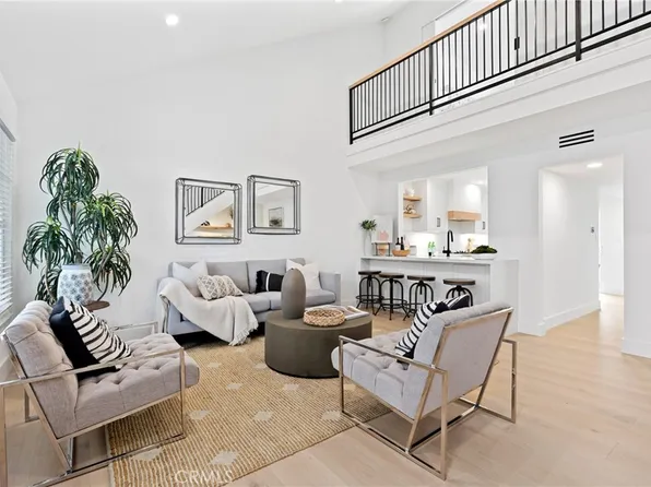 145 Morristown Ln, Costa Mesa, CA 92626