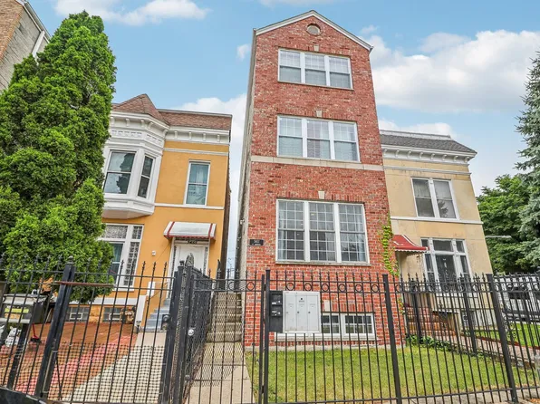 2457 W Grenshaw St #A, Chicago, IL 60612