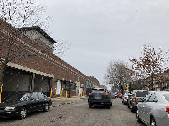 5th image of 3124 N Knox Ave