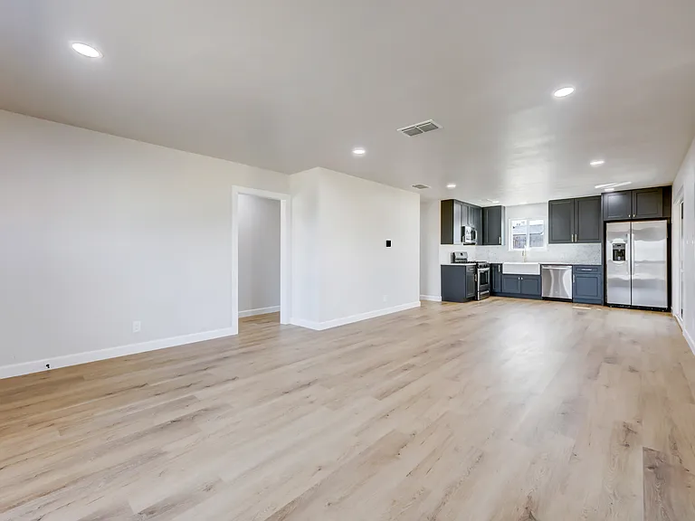 511 Arbor Ln — Photo 8