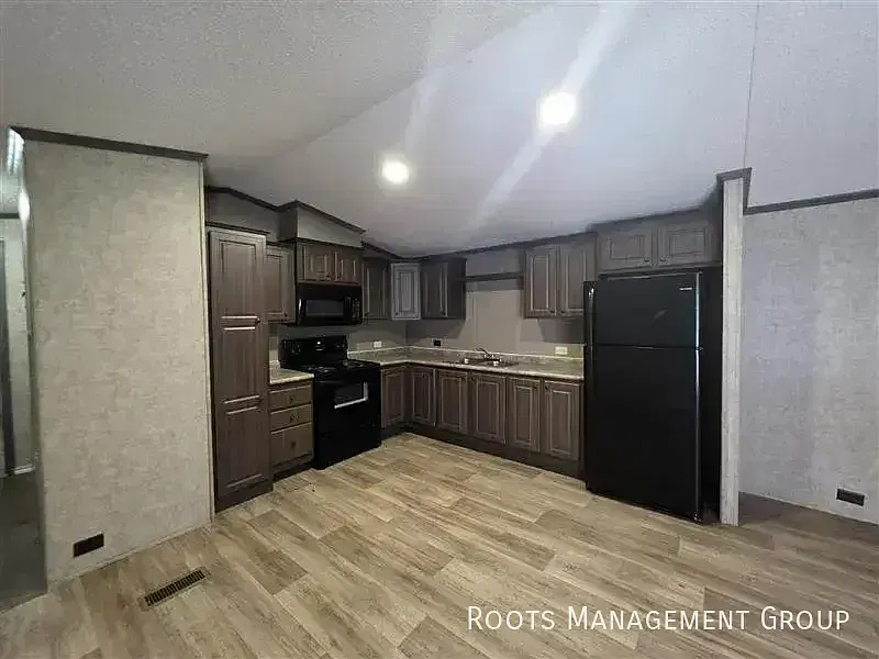 3 Bed 2 Bath Home Available for Lease at Shady Acres MH & RV Resort - Apply Now! — Photo 2