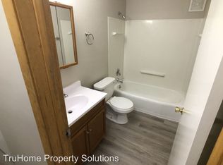 1111 22nd Ave S APT 1, Grand Forks, ND 58201