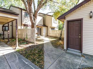 414 Spring Cir #113, Urbana, IL 61802