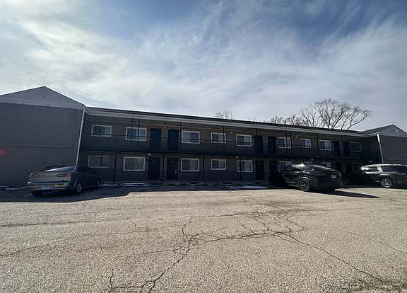 3rd image of 130 N President St Office 166
