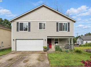 111 S 5th Ave, Ridgefield, WA 98642