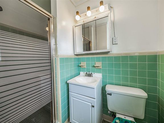 5th image of 1256 BEL AIRE DRIVE