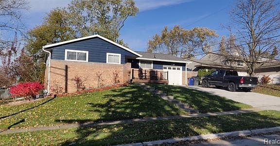 2nd image of 788 Binghamton Dr
