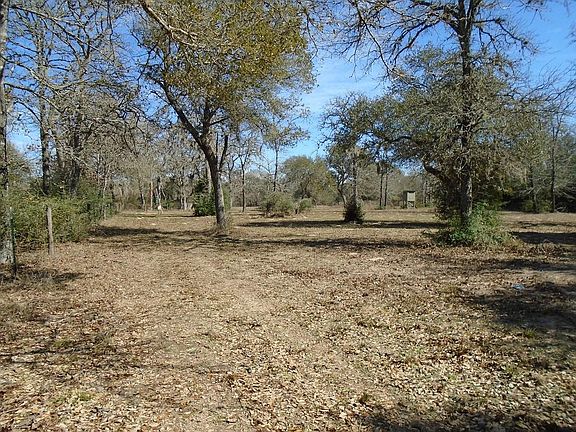 2nd image of 1490 County Road 451