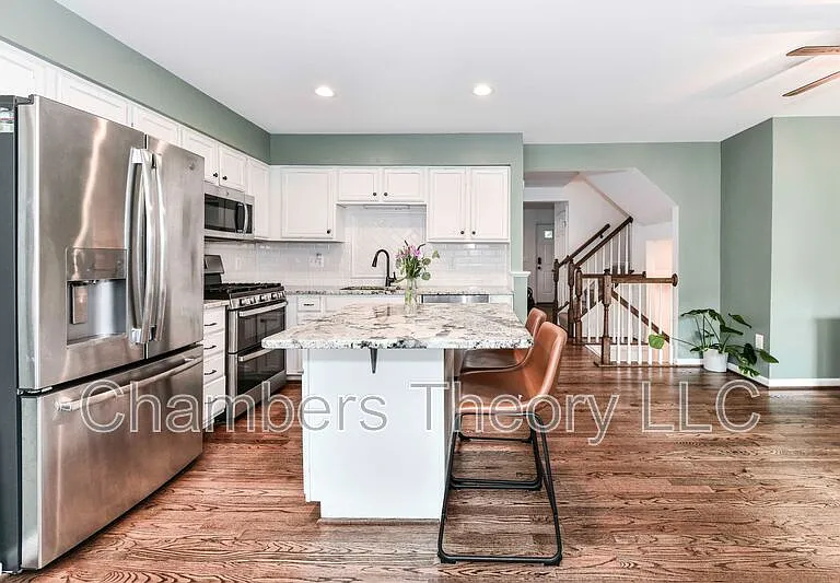 235 Shirley Sq SE — Photo 13