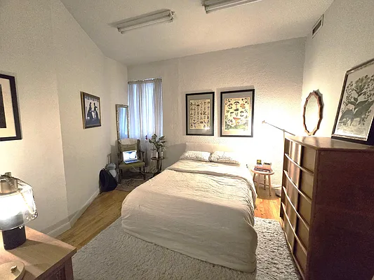 Rented by Green Home NY Realty LLC | media 2